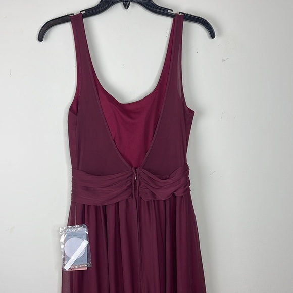 BIRDY GREY Jan Scoop Neck Column Gown In Cabernet NWT Size Small - Picture 6 of 11